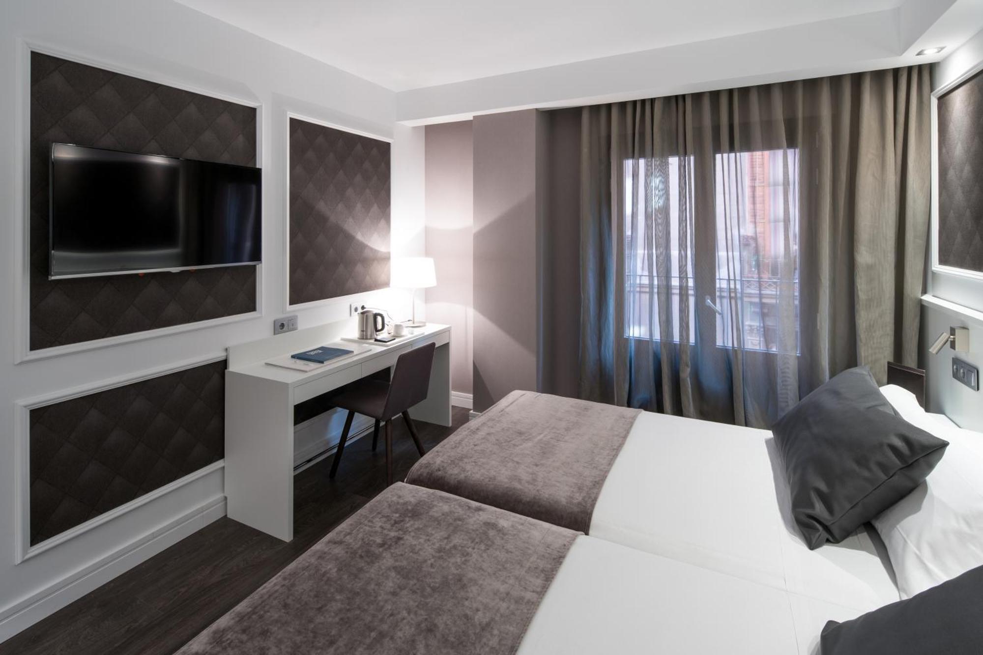 Catalonia Magdalenes Hotel Barcelona Luaran gambar