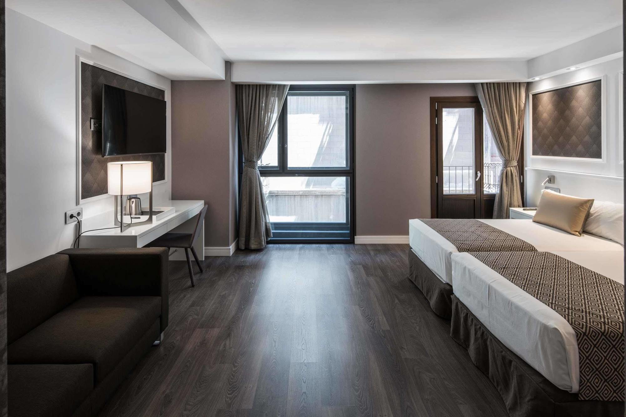 Catalonia Magdalenes Hotel Barcelona Luaran gambar