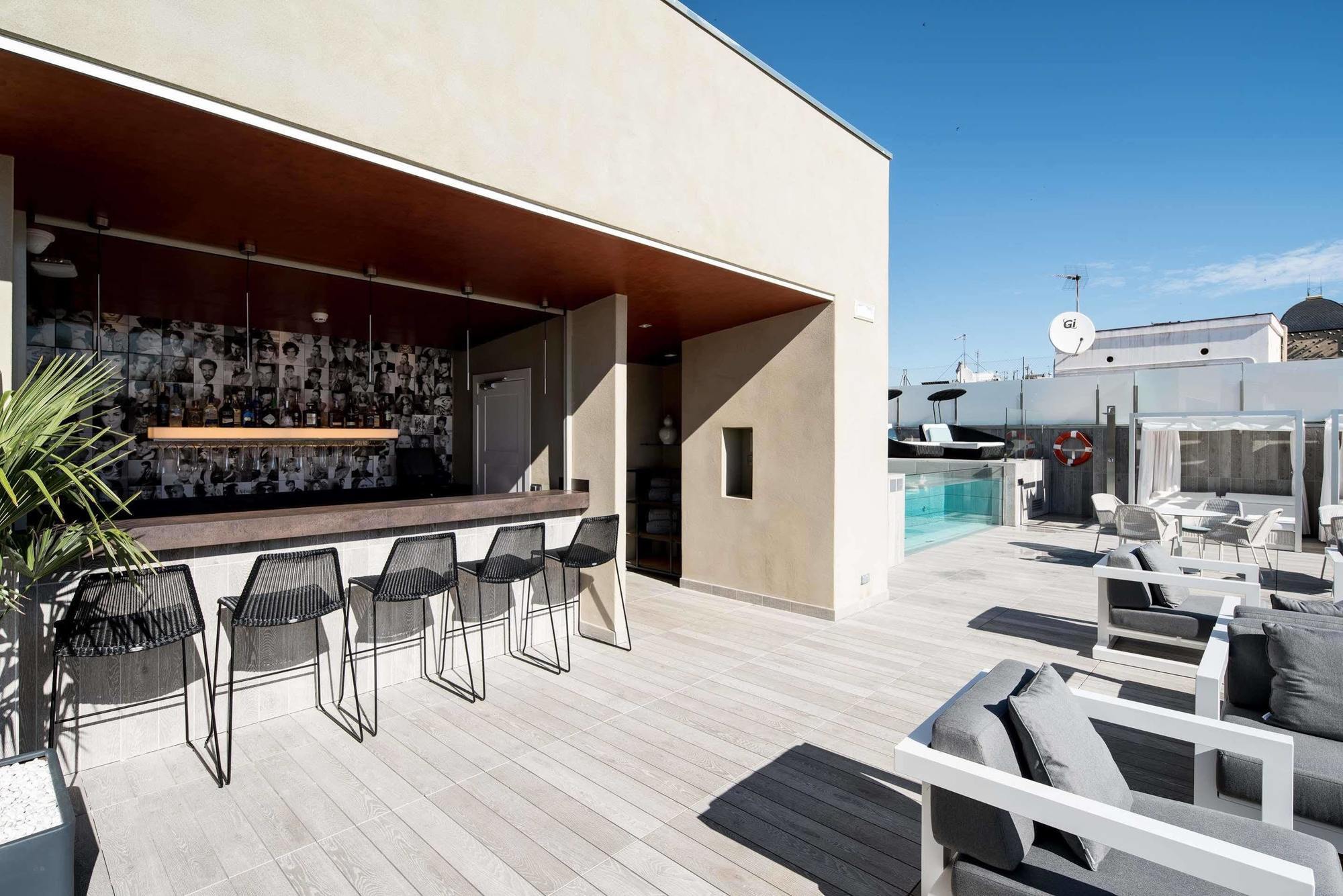 Catalonia Magdalenes Hotel Barcelona Luaran gambar