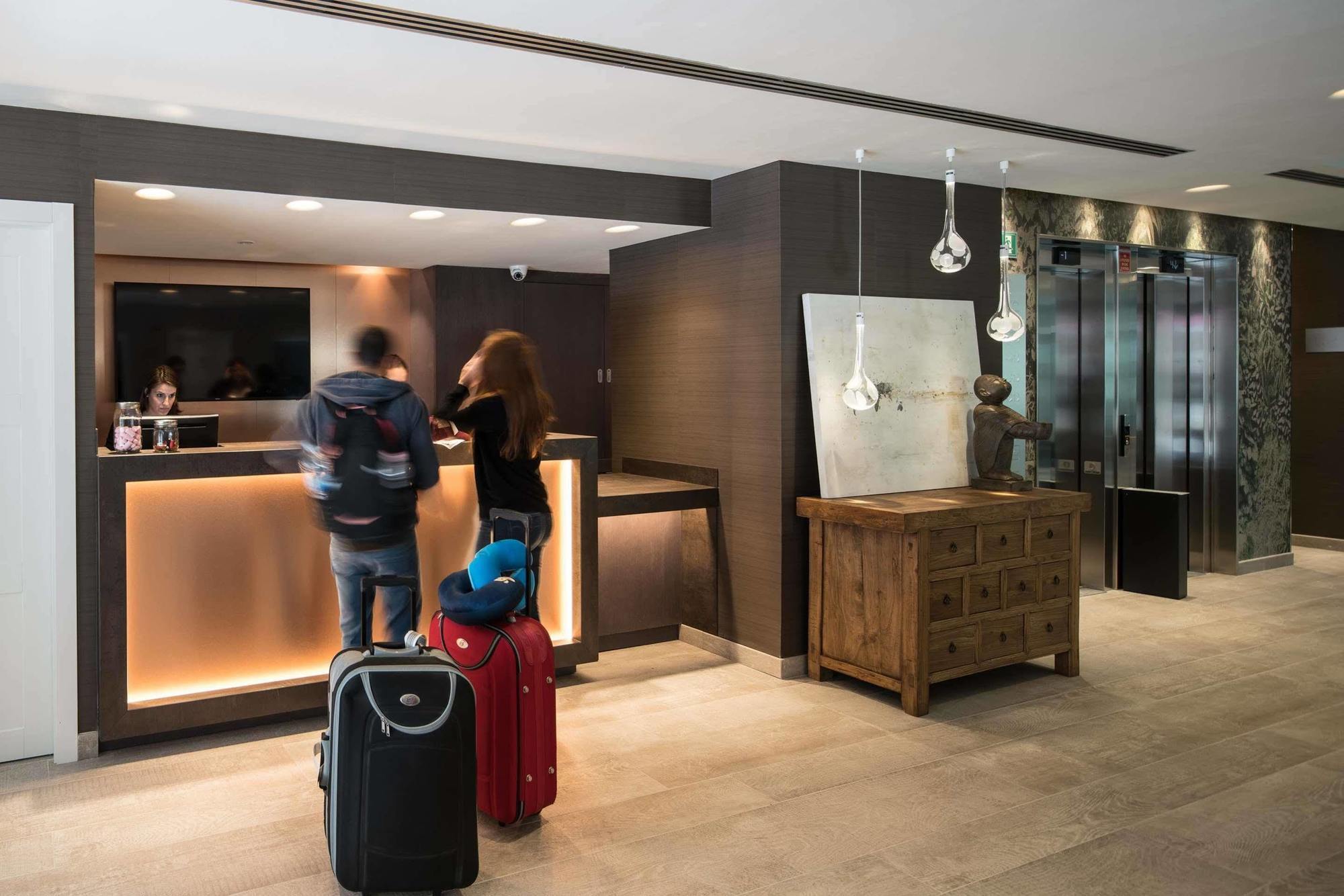 Catalonia Magdalenes Hotel Barcelona Luaran gambar